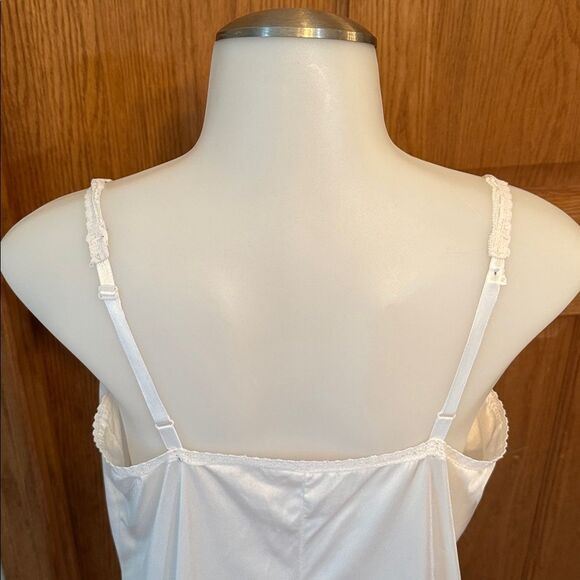 VANITY FAIR Vintage White Lace Chemise Slip Dress - Picture 7 of 13